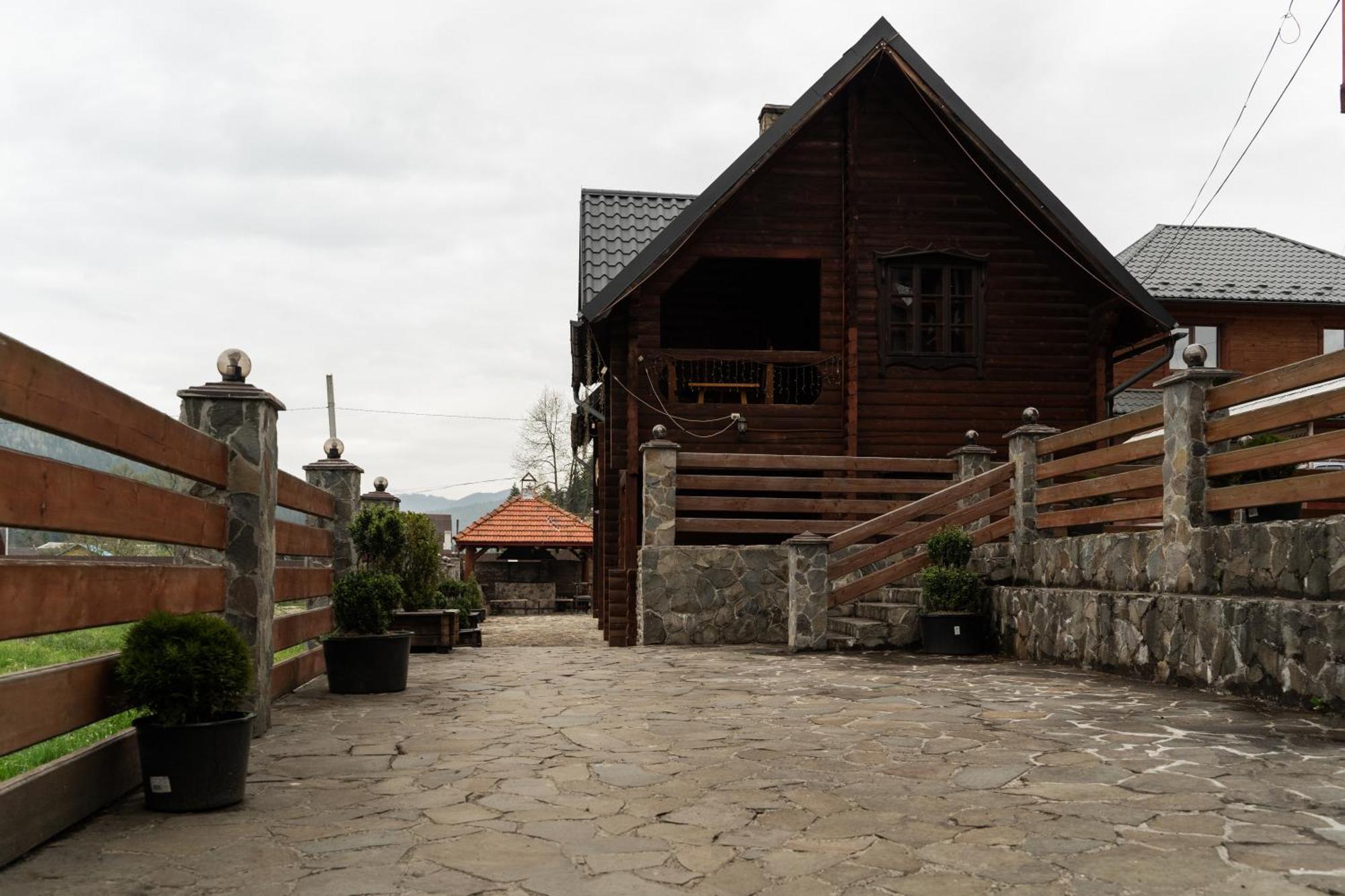 Oksamit Resort Worochta Exterior foto