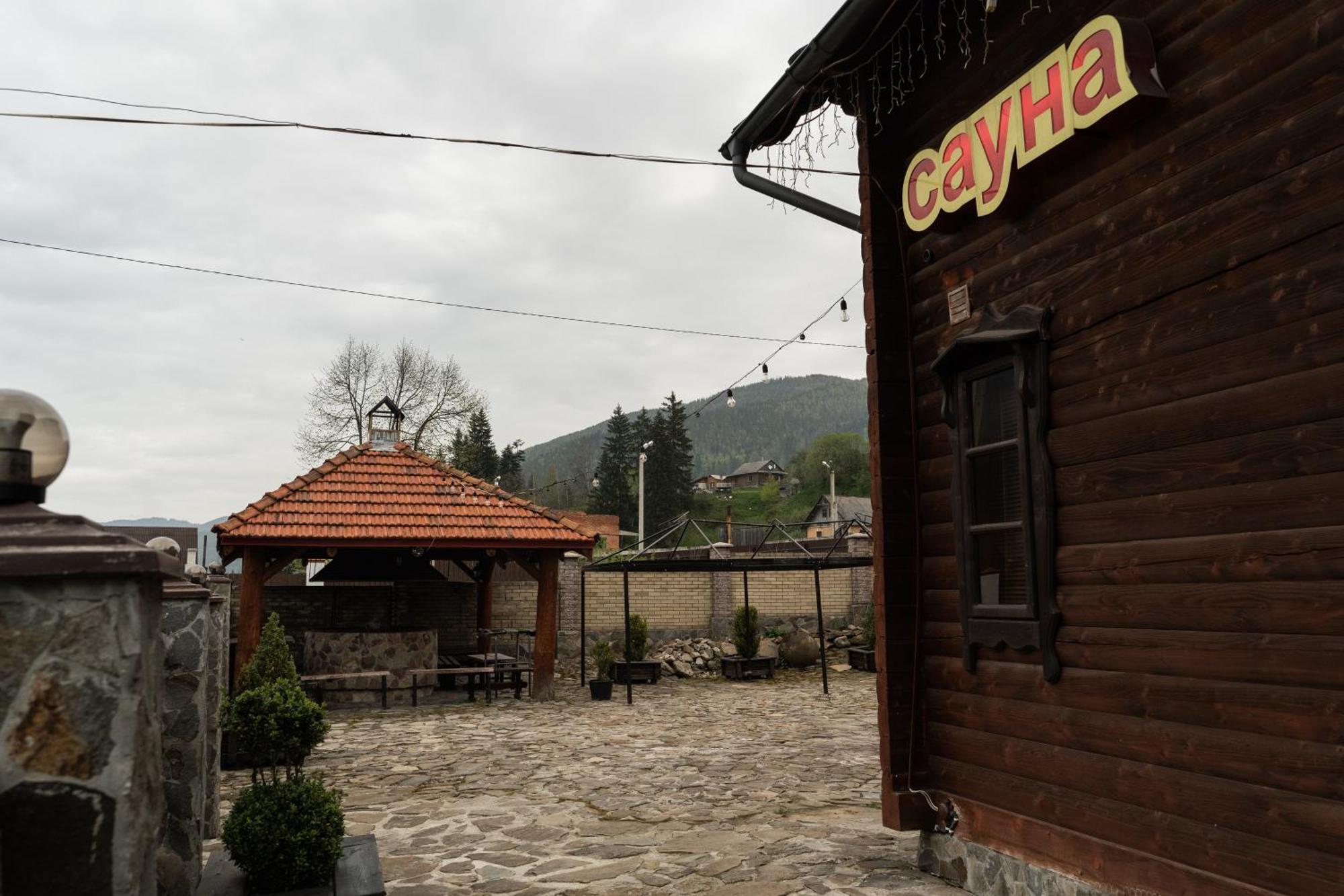 Oksamit Resort Worochta Exterior foto