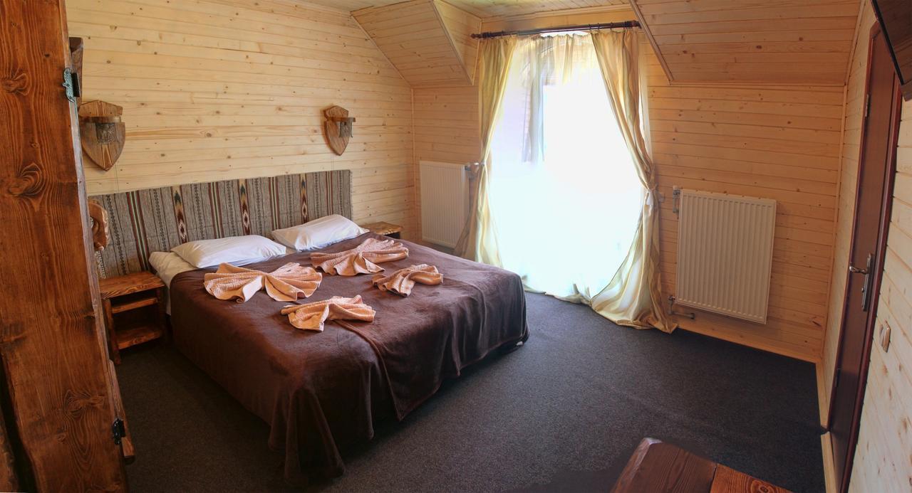 Oksamit Resort Worochta Zimmer foto
